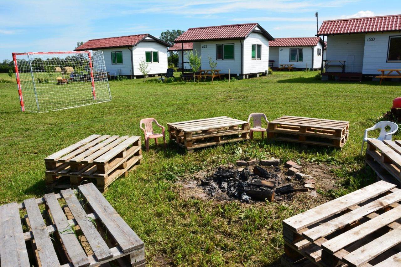 Domki Letniskowe Pod Orzechem Dziwnowek-Wrzosowo Wrzosowo  Экстерьер фото